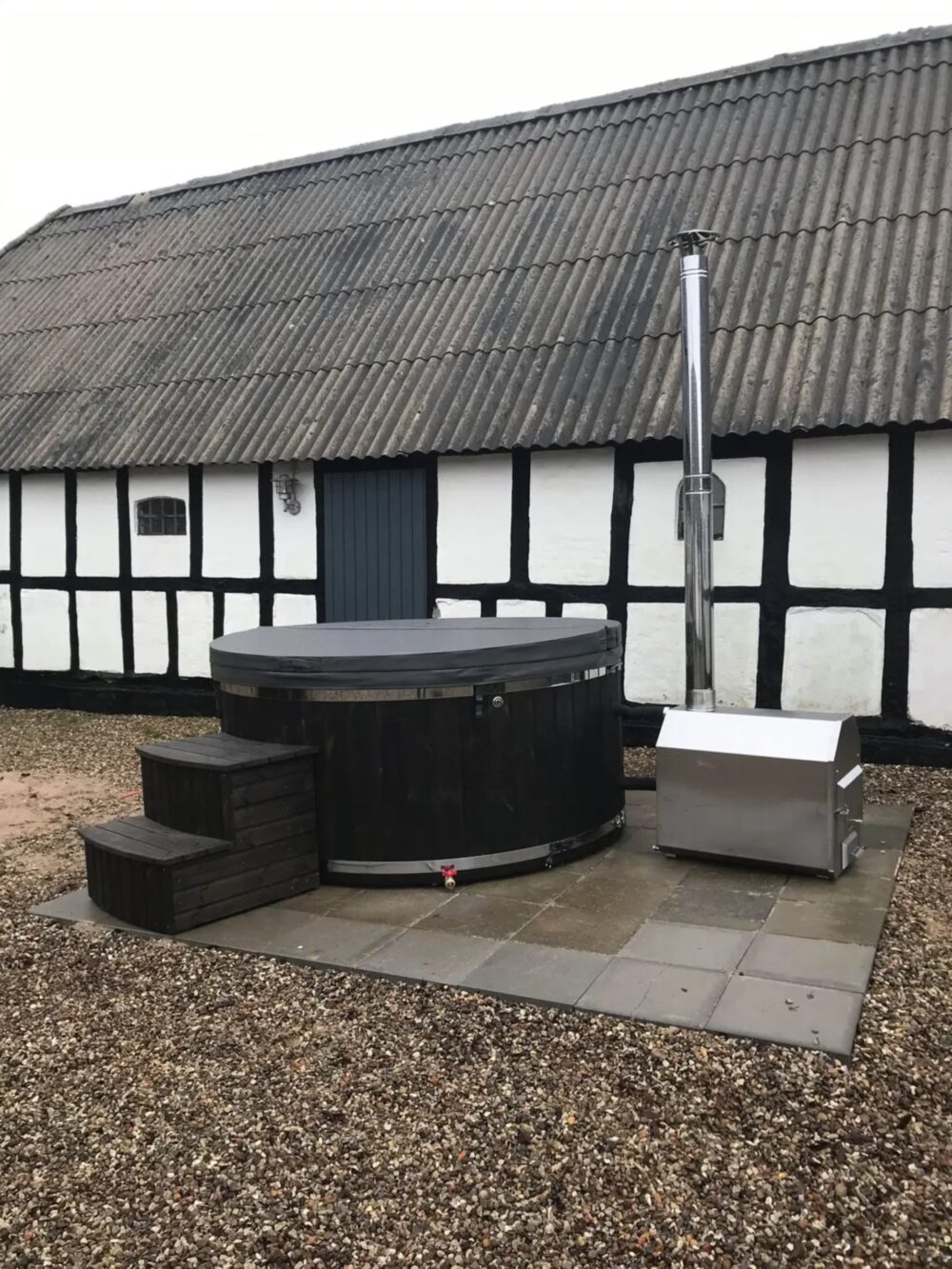 Wellness Vildmarksbad m. udvendig ovn